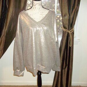 GeeGee Gold Metallic Shimmer  Top 1XL V-Neck Long Sleeve "In love with you top"